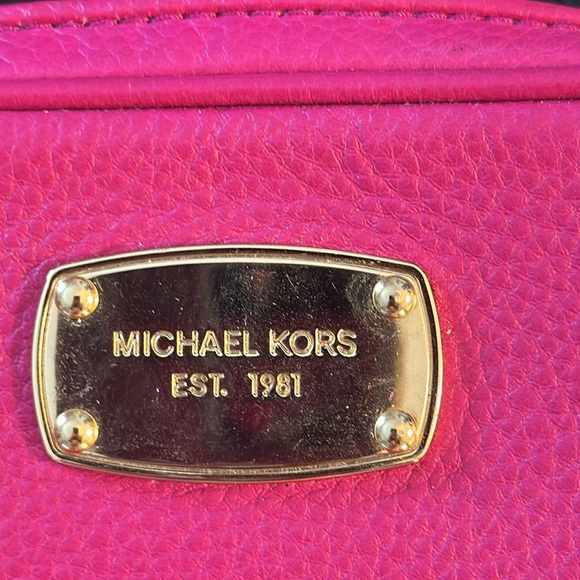 MICHAEL KORS HAMILTON HOT PINK LEATHER MESSENGER CROSSBODY BAG GOLD CHAIN SMALL - Picture 3 of 9